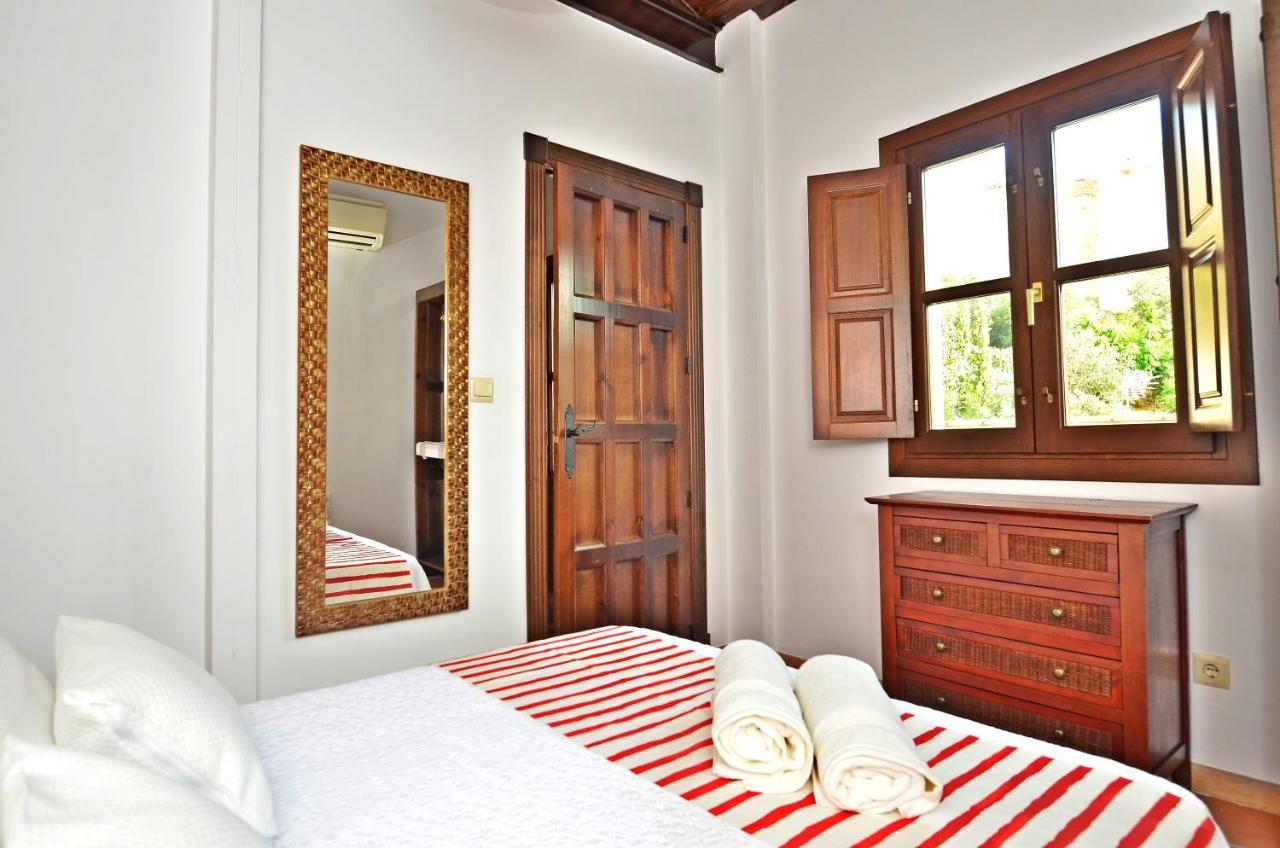 Loft Dar Al- Horra , Terraza, Parking & Vistas Villa Granada Bagian luar foto